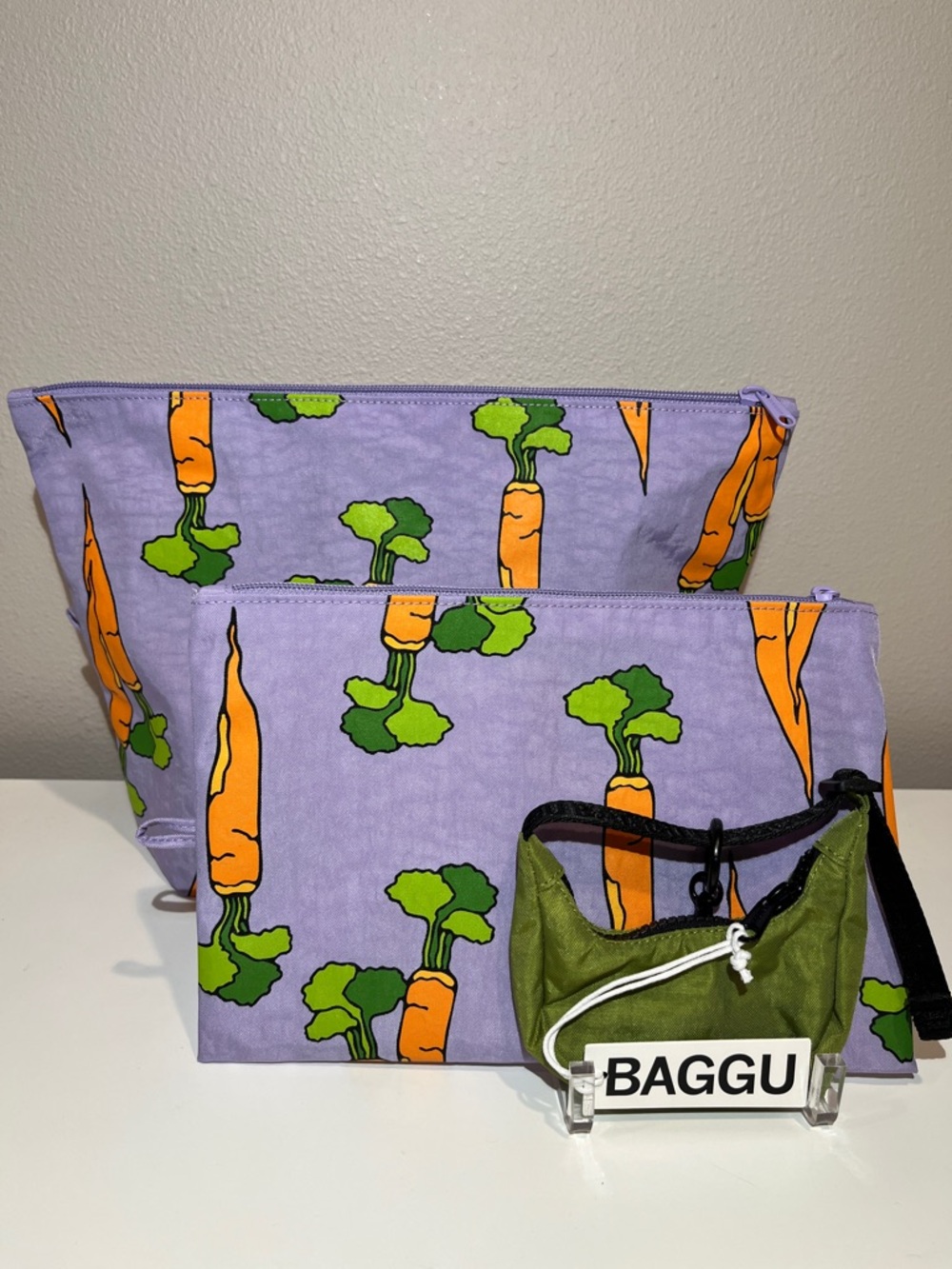 New Baggu Set: 2 Zip Pouches & 1 Crescent Bag Charm
